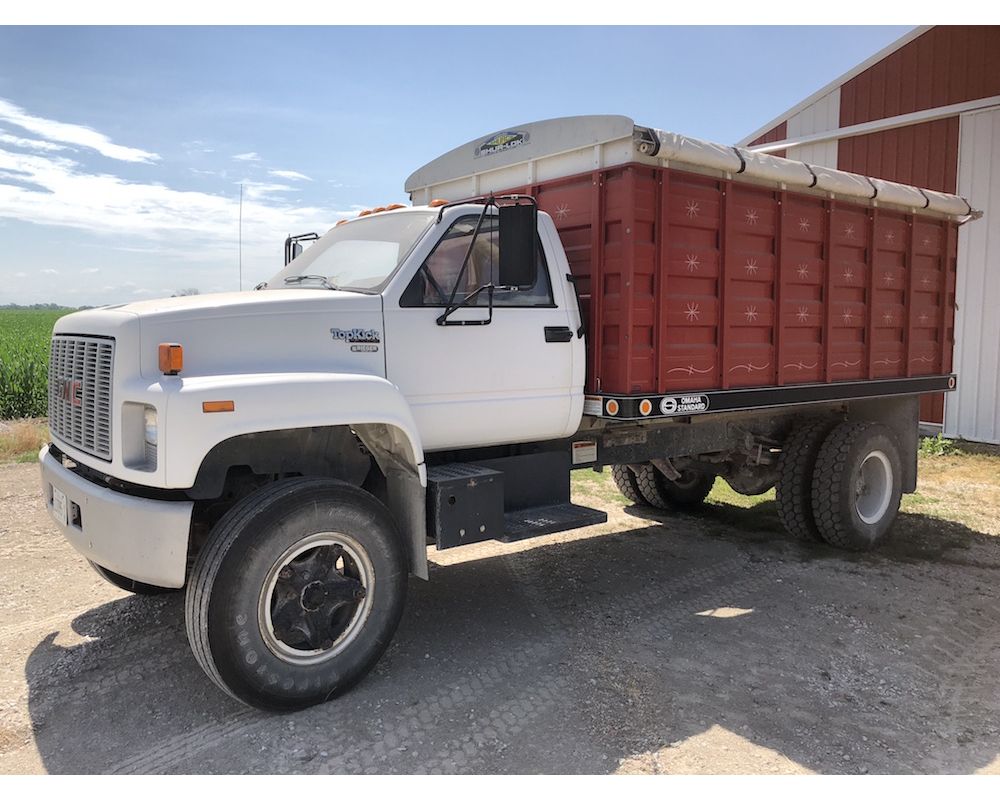 Paul Bruns (Farmer Retirement), Carthage, IL - 1990 GMC TopKick Grain Truck, 175,439 Miles, 366 Fuel Injected, 2nd Owner, Purchased 20 Years Ago From Local Farmer, Always Shedded, No Problems At All, Great Truck! - (217) 248-6768